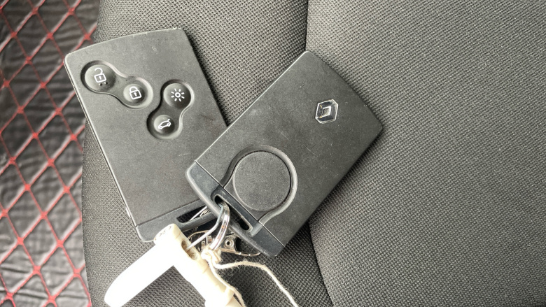 Renault Captur 0.9 TCE 90 Play 5dr Petrol Hatchback